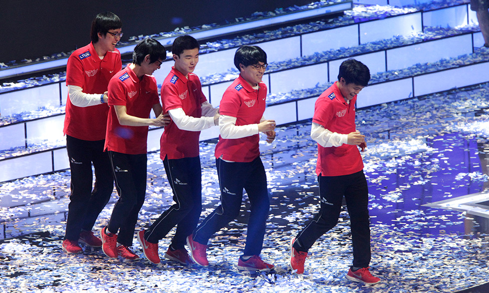 传奇选手Rekkles转型辅助加盟FNC战队,寒冰射手辅助惊艳全场-uwin电竞 传奇选手Rekkles转型辅助加盟FNC战队,寒冰射手辅助惊艳全场-uwin电竞
